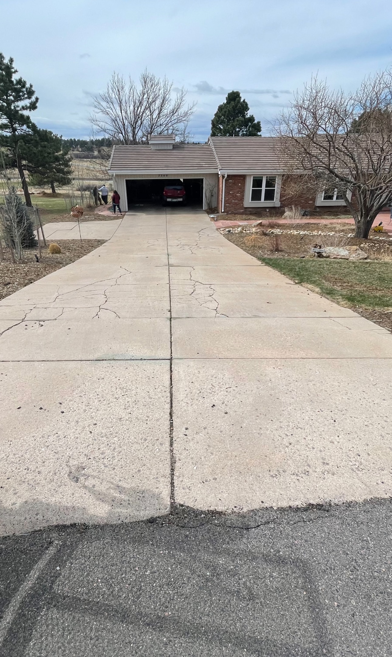 concrete driveway Colorado Springs